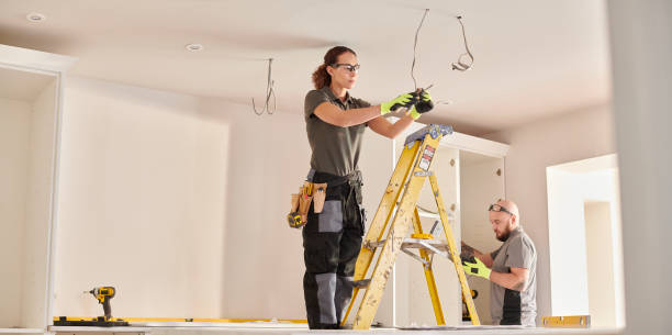 Best Emergency Electrical Repair  in Cloverdale, IN